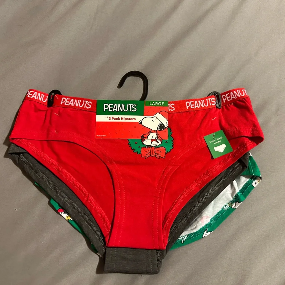 Peanuts Snoopy Christmas Underwear3 Pair Set - Picture 1 of 7